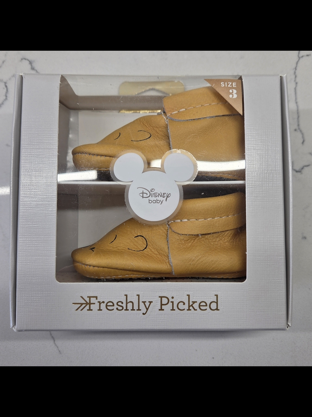 Freshly Picked x Disney Winnie the Pooh Baby Moccasins Size 3 (New)